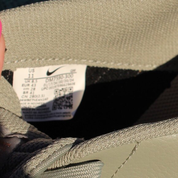 NWOT Nike Court Legacy Lift Leather Sage Green & White Platform Sneakers Size 11 - Picture 8 of 13